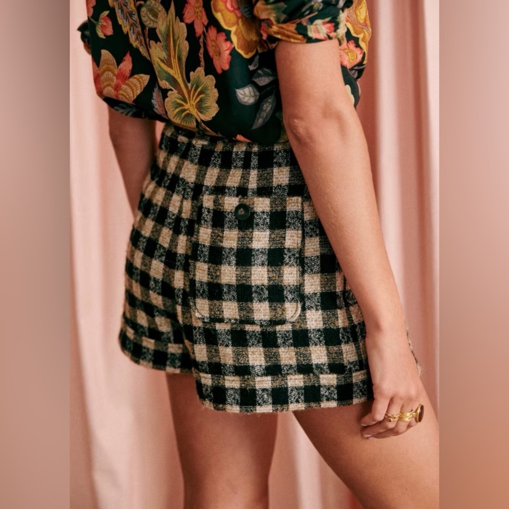Sezane Marco Shorts in Black and Cream Checkered, French Size 36 (US Size 4)
